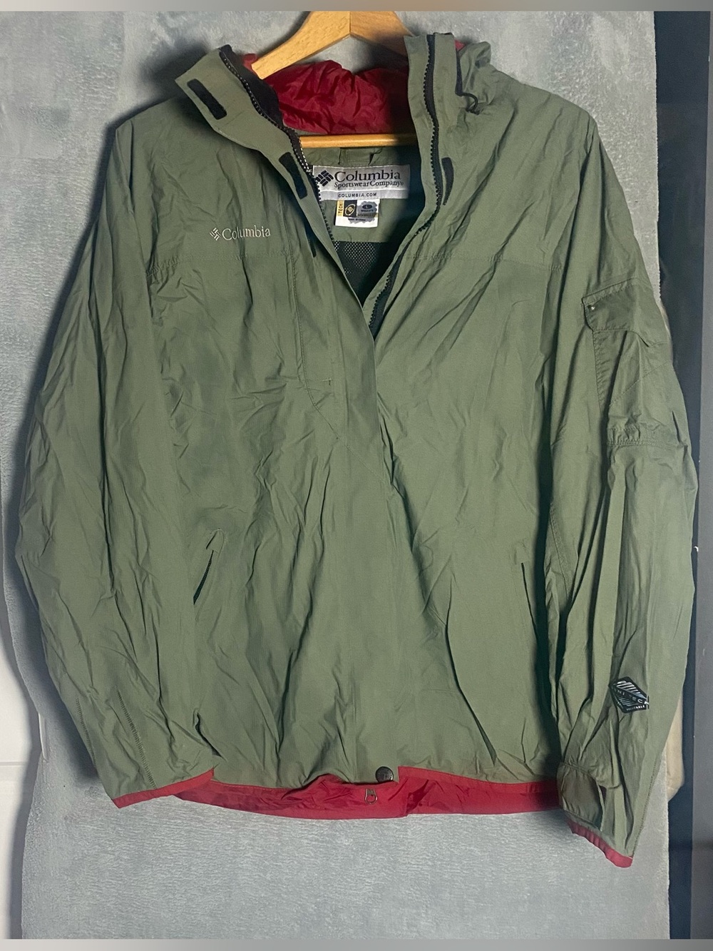 Columbia Olive Green Rain Jacket Titanium Tech Size Large Outdoor Omni Shade